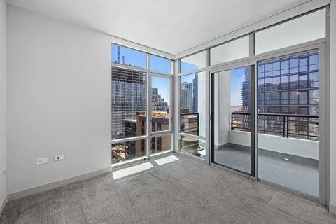 Tiny photo for 425 W Beech St #1504, San Diego, CA 92101 (MLS # 250038950)
