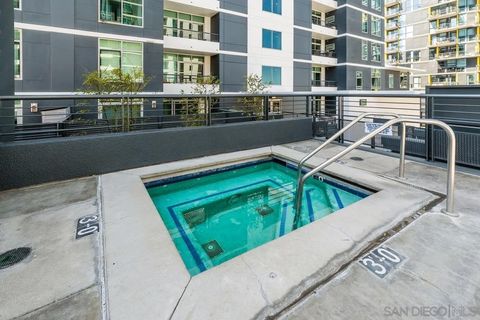 Tiny photo for 425 W Beech St #1504, San Diego, CA 92101 (MLS # 250038950)