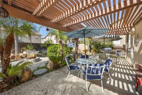 Tiny photo for 6947 Cottonwood Cir, Eastvale, CA 92880 (MLS # PW25255249)