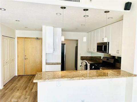 Tiny photo for 850 Beech Street #711, San Diego, CA 92101 (MLS # ND25231730)