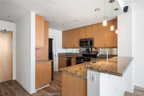 Tiny photo for 850 Beech Street #711, San Diego, CA 92101 (MLS # ND25231730)