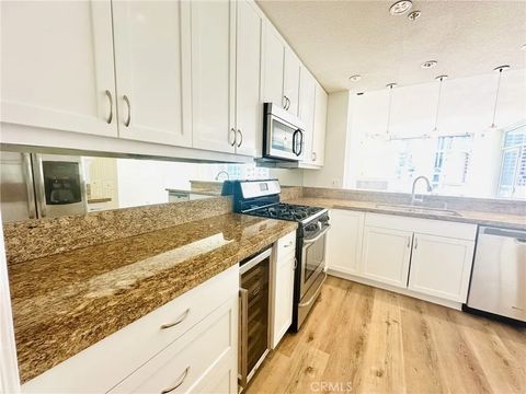 Tiny photo for 850 Beech Street #711, San Diego, CA 92101 (MLS # ND25231730)