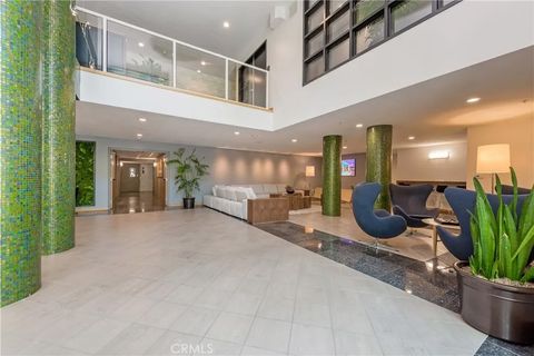 Tiny photo for 850 Beech Street #711, San Diego, CA 92101 (MLS # ND25231730)