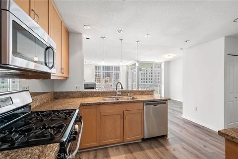 Tiny photo for 850 Beech Street #711, San Diego, CA 92101 (MLS # ND25231730)