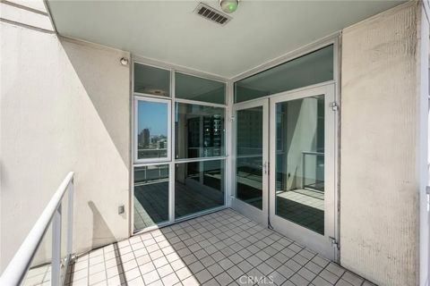 Tiny photo for 850 Beech Street #711, San Diego, CA 92101 (MLS # ND25231730)