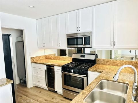 Tiny photo for 850 Beech Street #711, San Diego, CA 92101 (MLS # ND25231730)