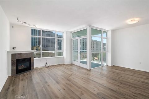 Tiny photo for 850 Beech Street #711, San Diego, CA 92101 (MLS # ND25231730)