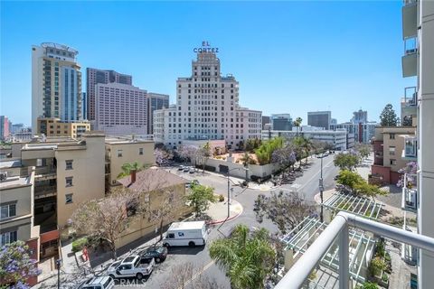 Tiny photo for 850 Beech Street #711, San Diego, CA 92101 (MLS # ND25231730)