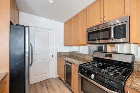 Tiny photo for 850 Beech Street #711, San Diego, CA 92101 (MLS # ND25231730)