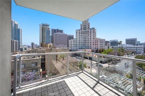 Tiny photo for 850 Beech Street #711, San Diego, CA 92101 (MLS # ND25231730)