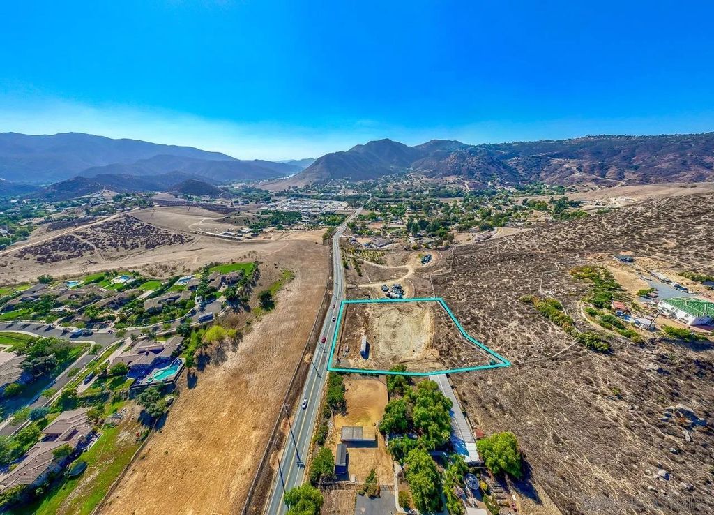 Photo of 5352 Dehesa Rd, El Cajon, CA 92019 (MLS # 250041014)