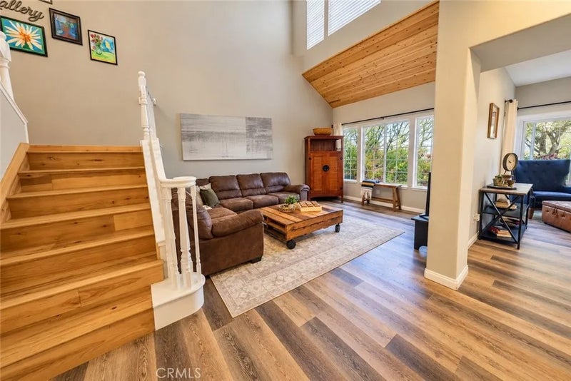740 S Crown Pointe