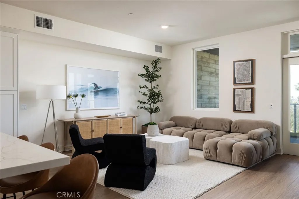 414 Main 230