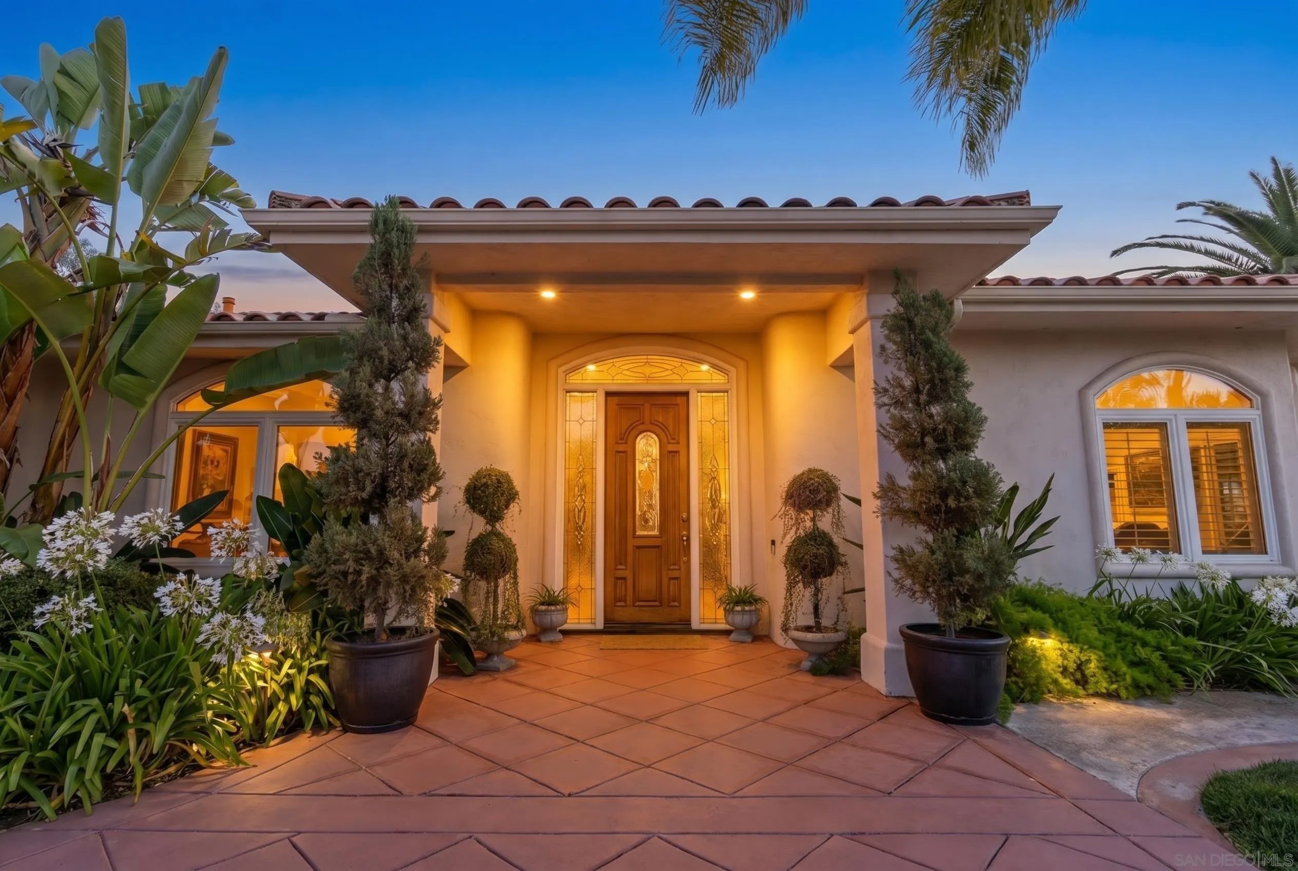 3537 Rosa Way