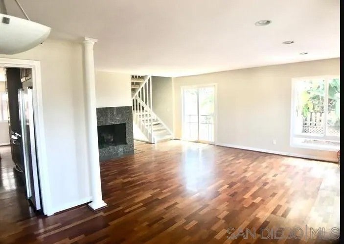 223 10th Street