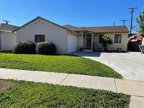 Photo of 16119 Atkinson Ave, Gardena, CA 90249 (MLS # SB26034099)