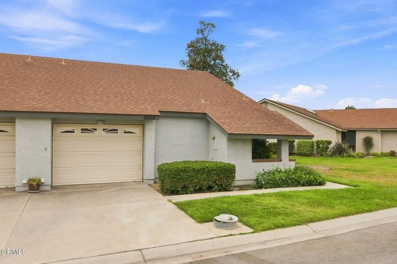 42110 Village 42
