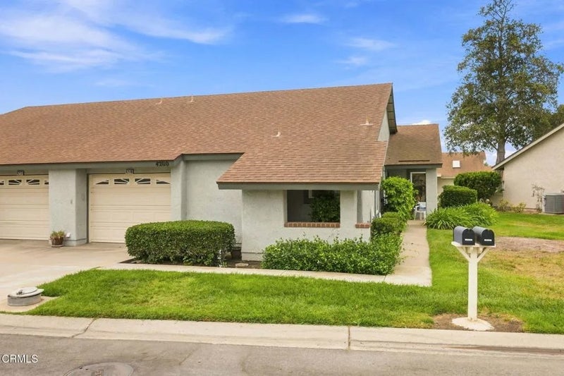 42110 Village 42