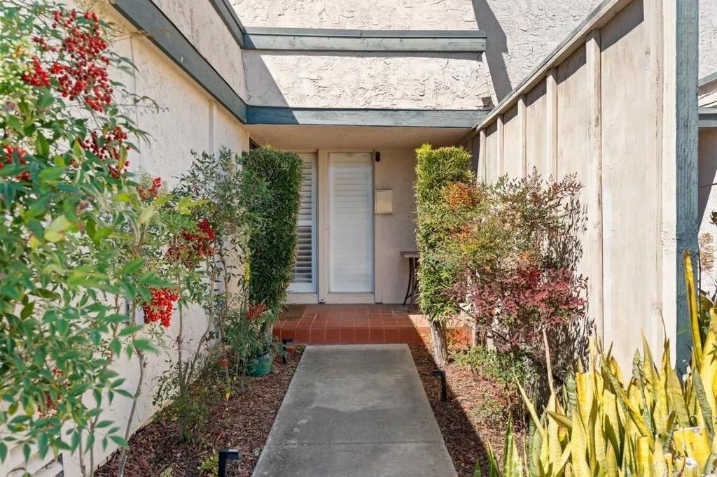 Photo of 6960 Caminito Curva, San Diego, CA 92119 (MLS # PTP2602647)