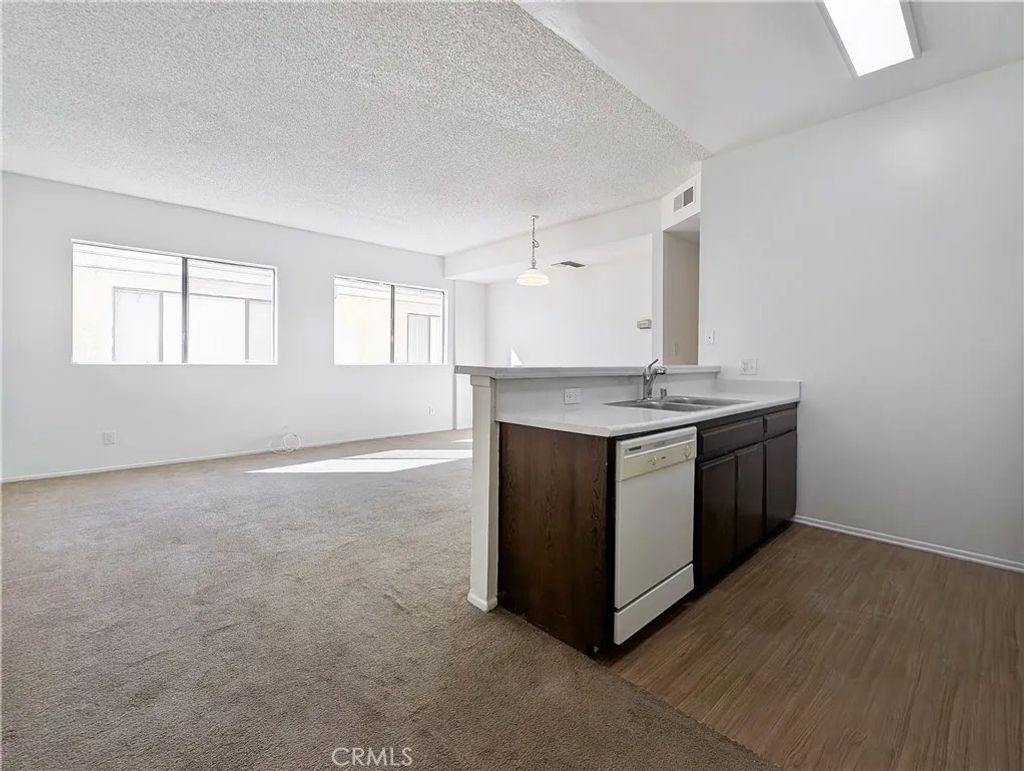 Photo of 17312 Chatsworth Street #B, Granada Hills, CA 91344 (MLS # SR26041430)