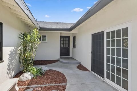 Tiny photo for 14032 Woodlawn Ave, Tustin, CA 92780 (MLS # PW25248539)
