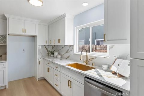 Tiny photo for 14032 Woodlawn Ave, Tustin, CA 92780 (MLS # PW25248539)