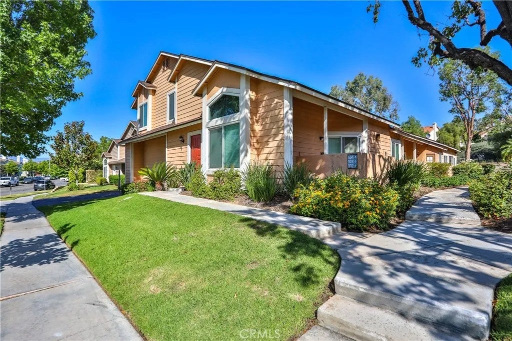 Photo of 2321 Mount Humphries CIR, Corona, CA 92879 (MLS # PW26127638)