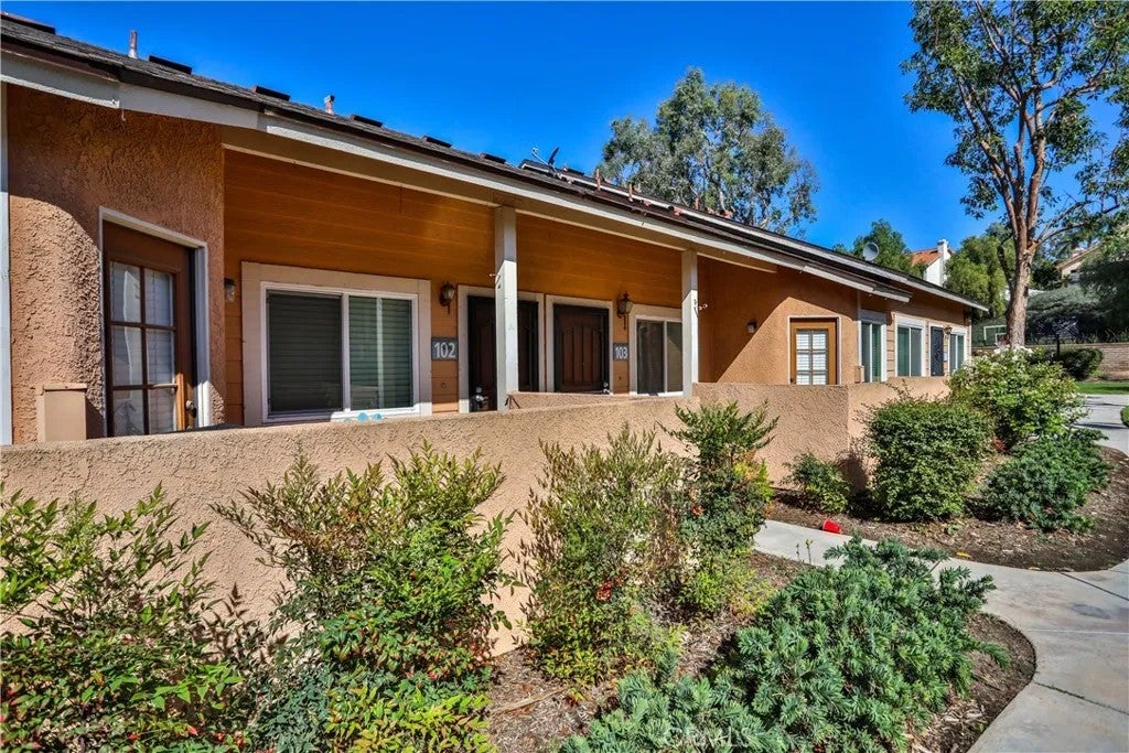 Photo of 2321 Mount Humphries CIR, Corona, CA 92879 (MLS # PW26127638)