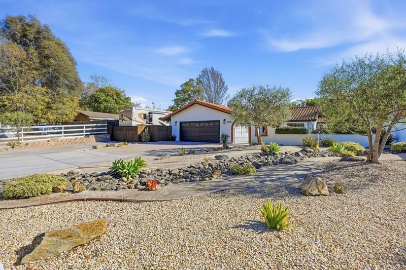 5809 Jeffries Ranch Road