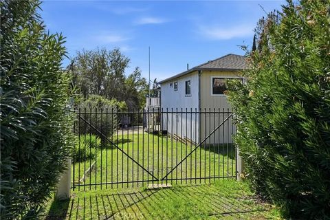 Photo of 16625 Pinecrest Court, Hidden Valley Lake, CA 95467 (MLS # LC26049362)