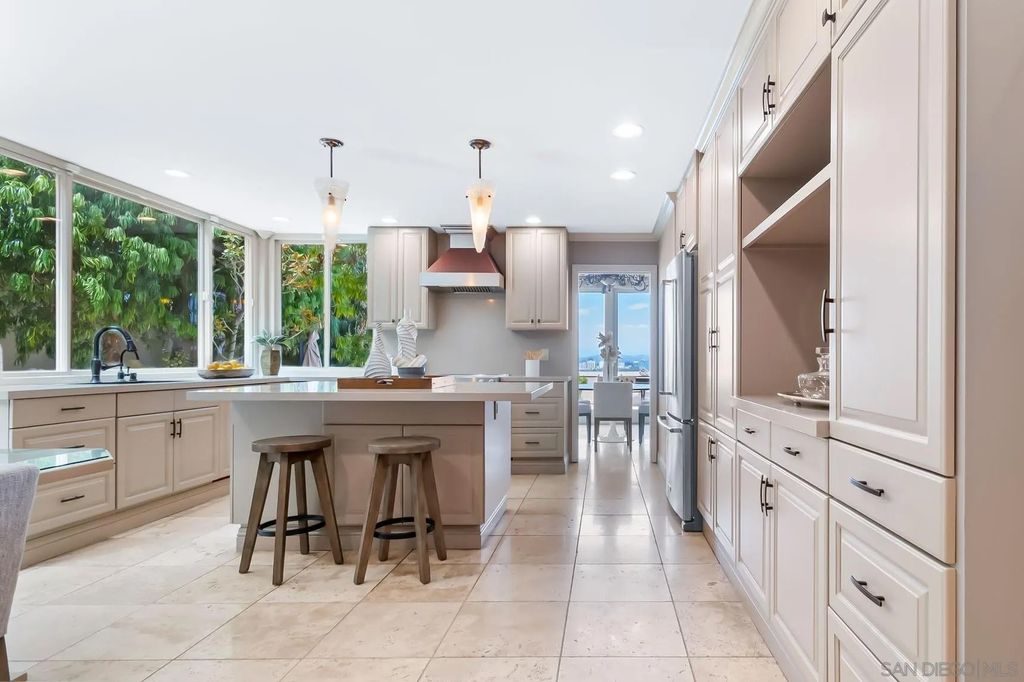 Photo of 2885 Caminito Merion, La Jolla, CA 92037 (MLS # 250040689)
