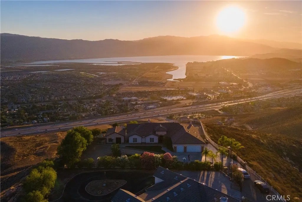 32330 Elsinore Heights