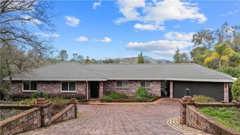 Photo of 149 Lemon Hill, Oroville, CA 95966 (MLS # OR25276950)