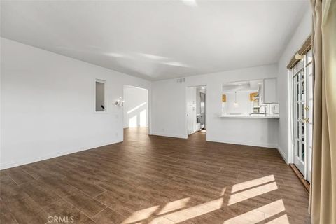 Tiny photo for 22971 Tiagua, Mission Viejo, CA 92692 (MLS # OC25250185)