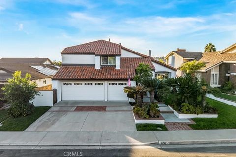 Tiny photo for 22971 Tiagua, Mission Viejo, CA 92692 (MLS # OC25250185)
