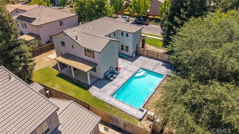 3320 W Glendale Avenue