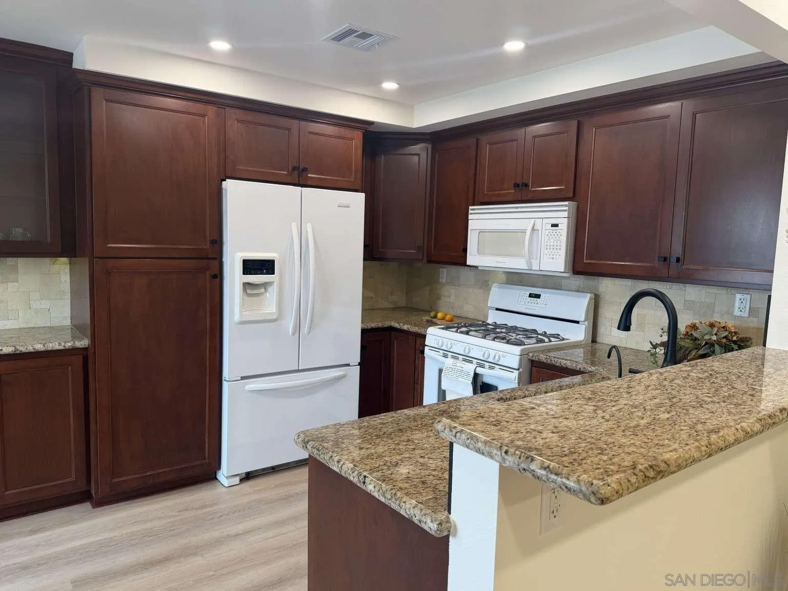 4463 Chase Drive 23