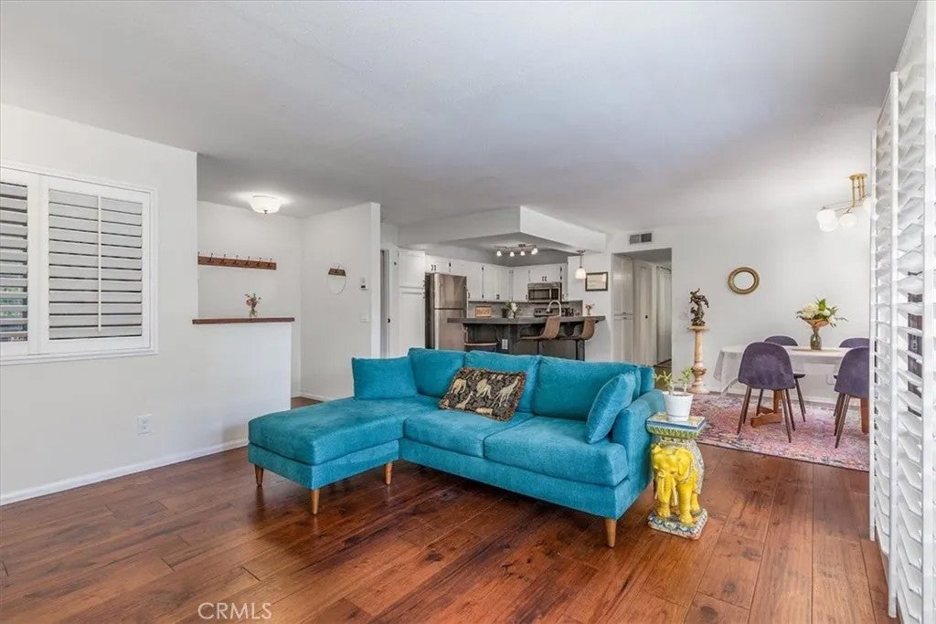 3930 Centre Street 107
