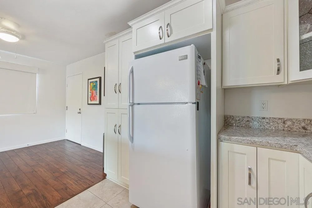 859 Tamayo Dr 1