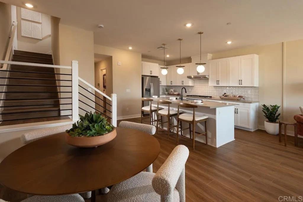 Photo of 507 Avenida Centro #104, Chula Vista, CA 91910 (MLS # NDP2606987)
