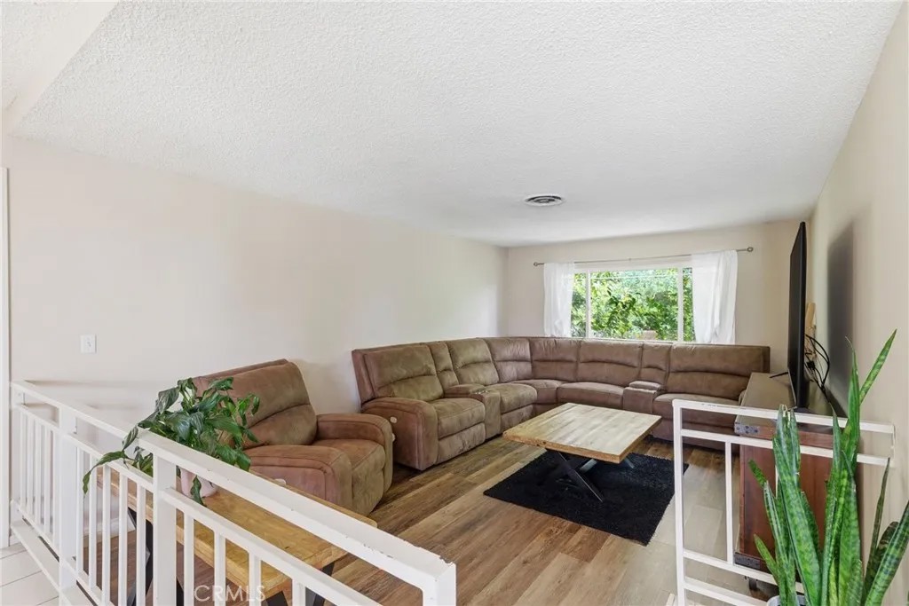 4200 Orinda Way