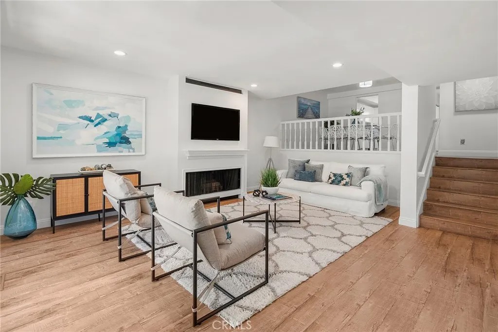 4738 La Villa Marina H