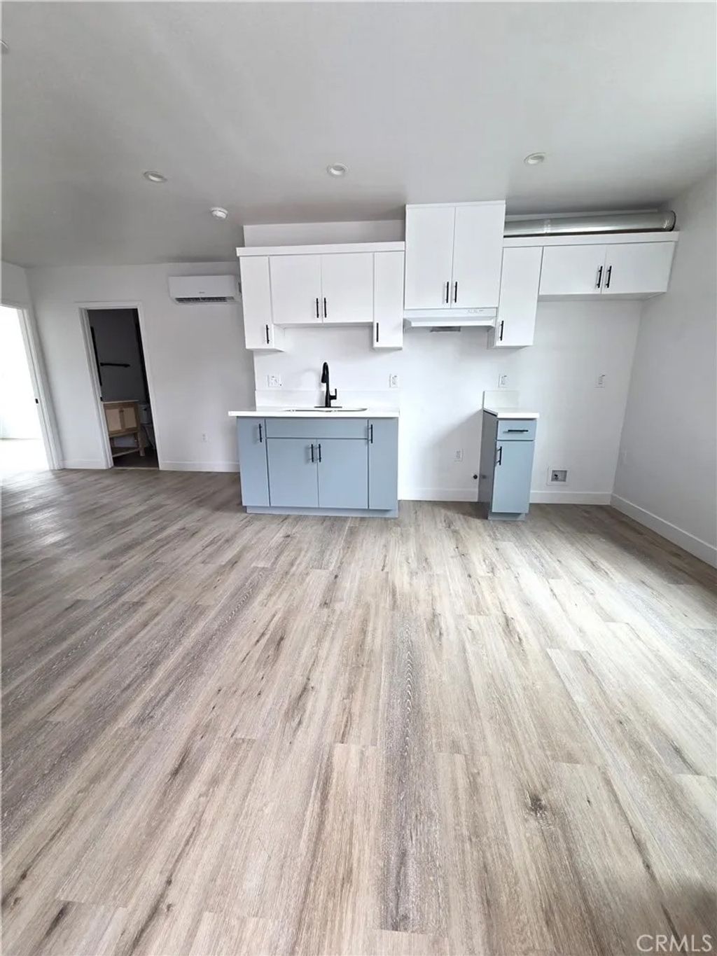 Photo of 2415 Stanford Avenue, Los Angeles, CA 90011 (MLS # SR26013013)