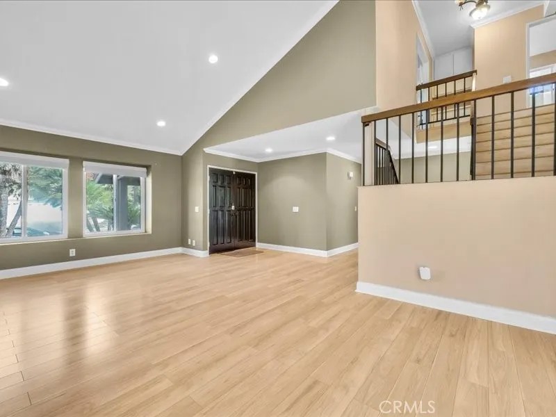 1626 Oxford Court