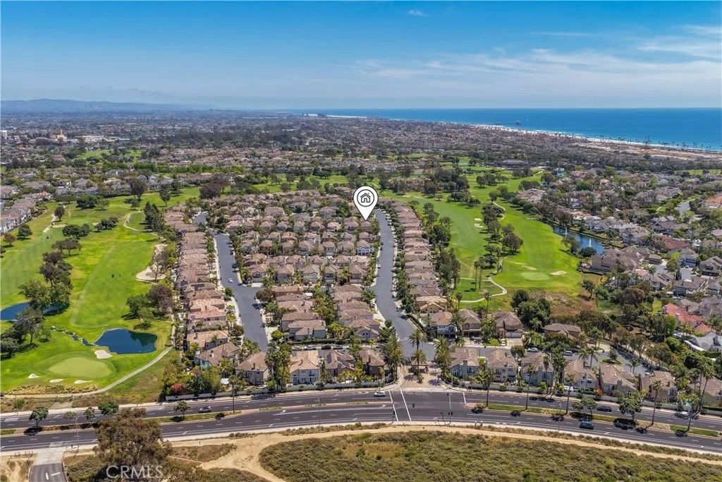 Photo of 19076 Stonehurst Ln, Huntington Beach, CA 92648 (MLS # OC26053006)