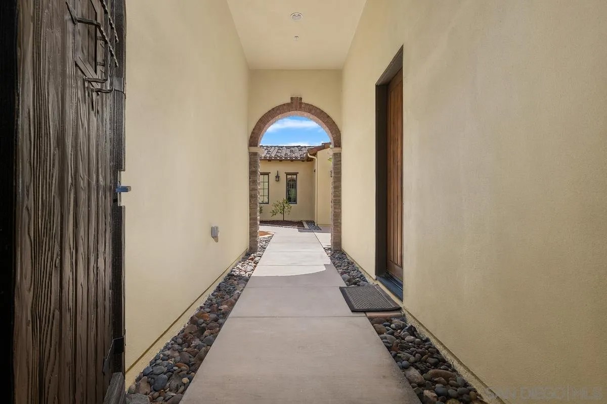 17277 Reflections Cir