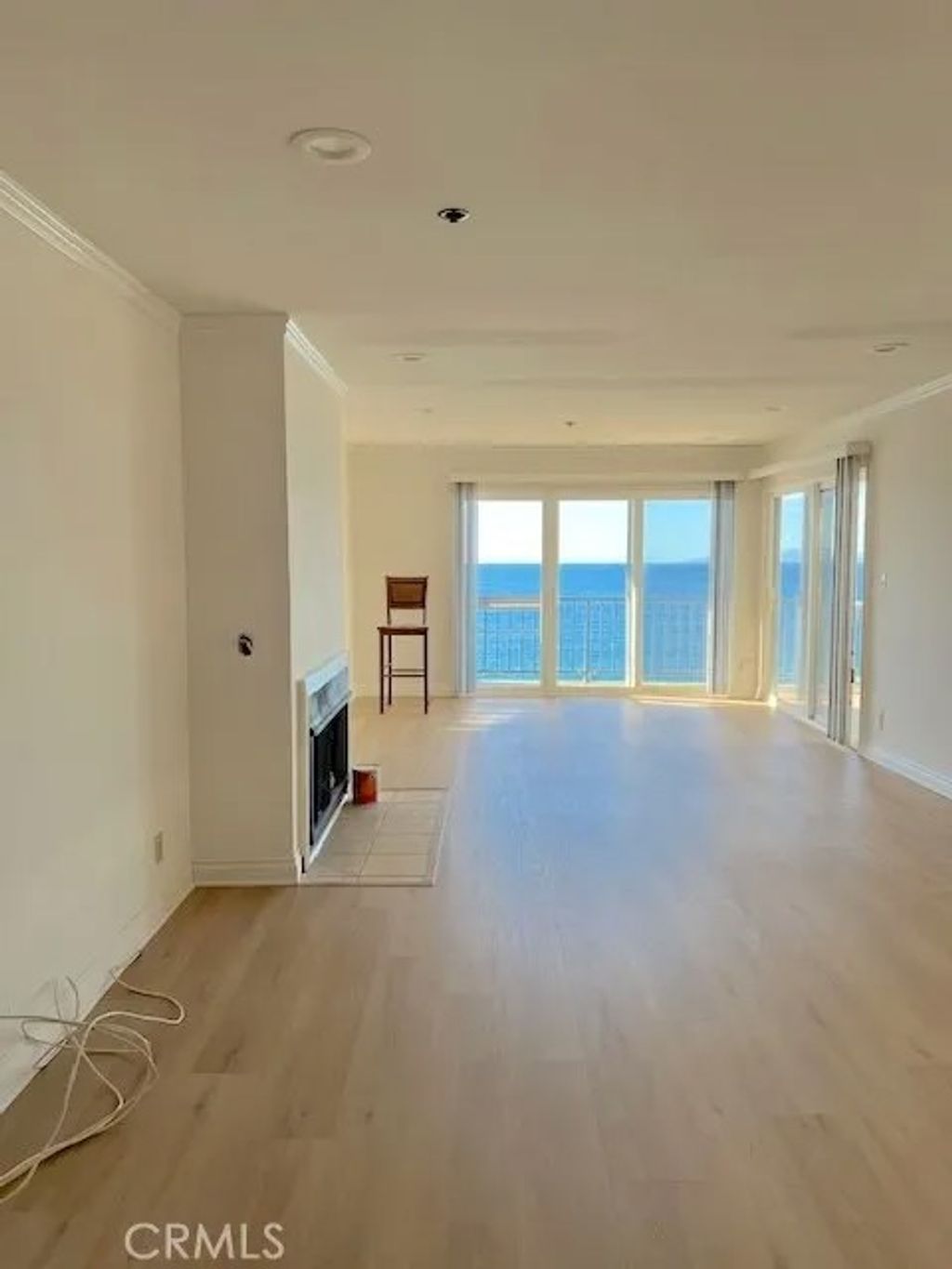 Photo of 535 Esplanade #305, Redondo Beach, CA 90277 (MLS # SB25273700)