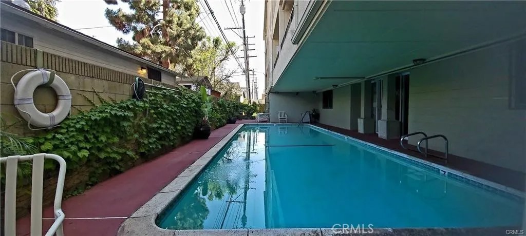 420 Redondo #102