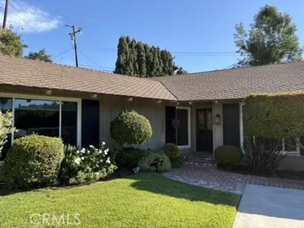 Photo of 2526 Fontezuela Dr, Hacienda Heights, CA 91745 (MLS # OC26008307)
