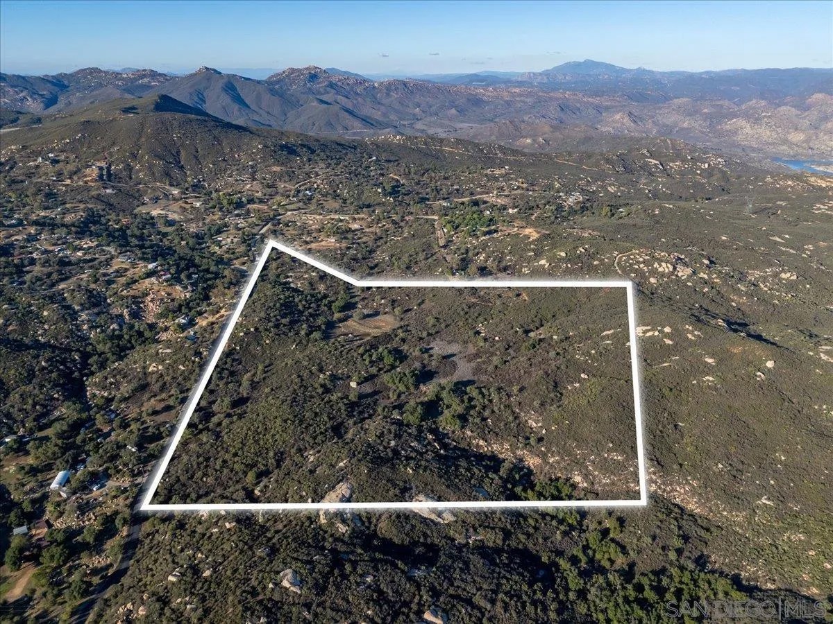 Deerhorn Valley Rd A72